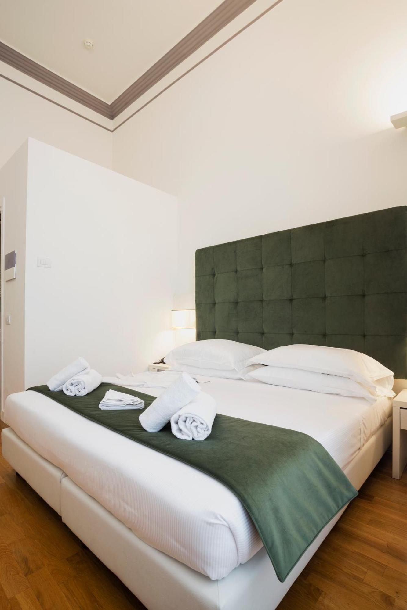 History Suite Essence Roma Exterior foto